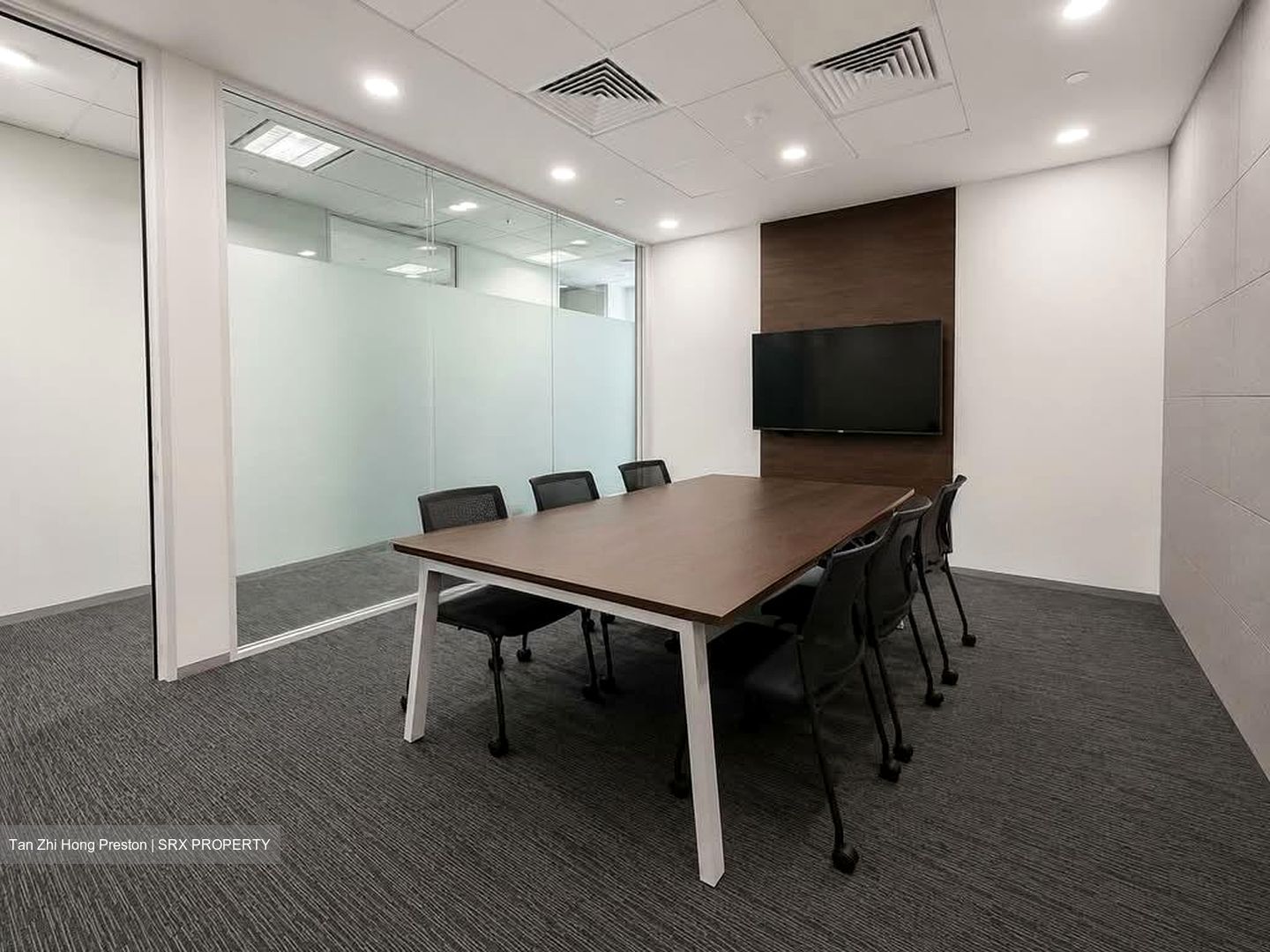 Ocean Financial Centre (D1), Office #577064971